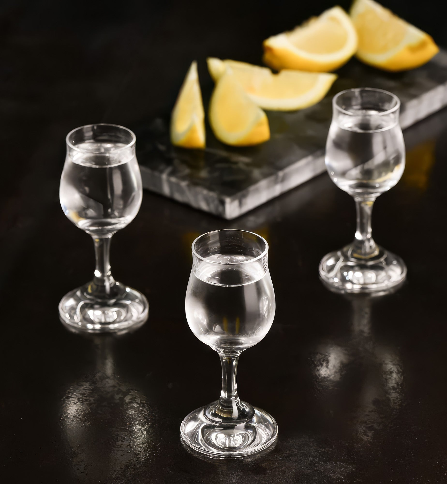krosno-verre-vodka-liqueur-25-ml-tulipe-sur-pied image 3