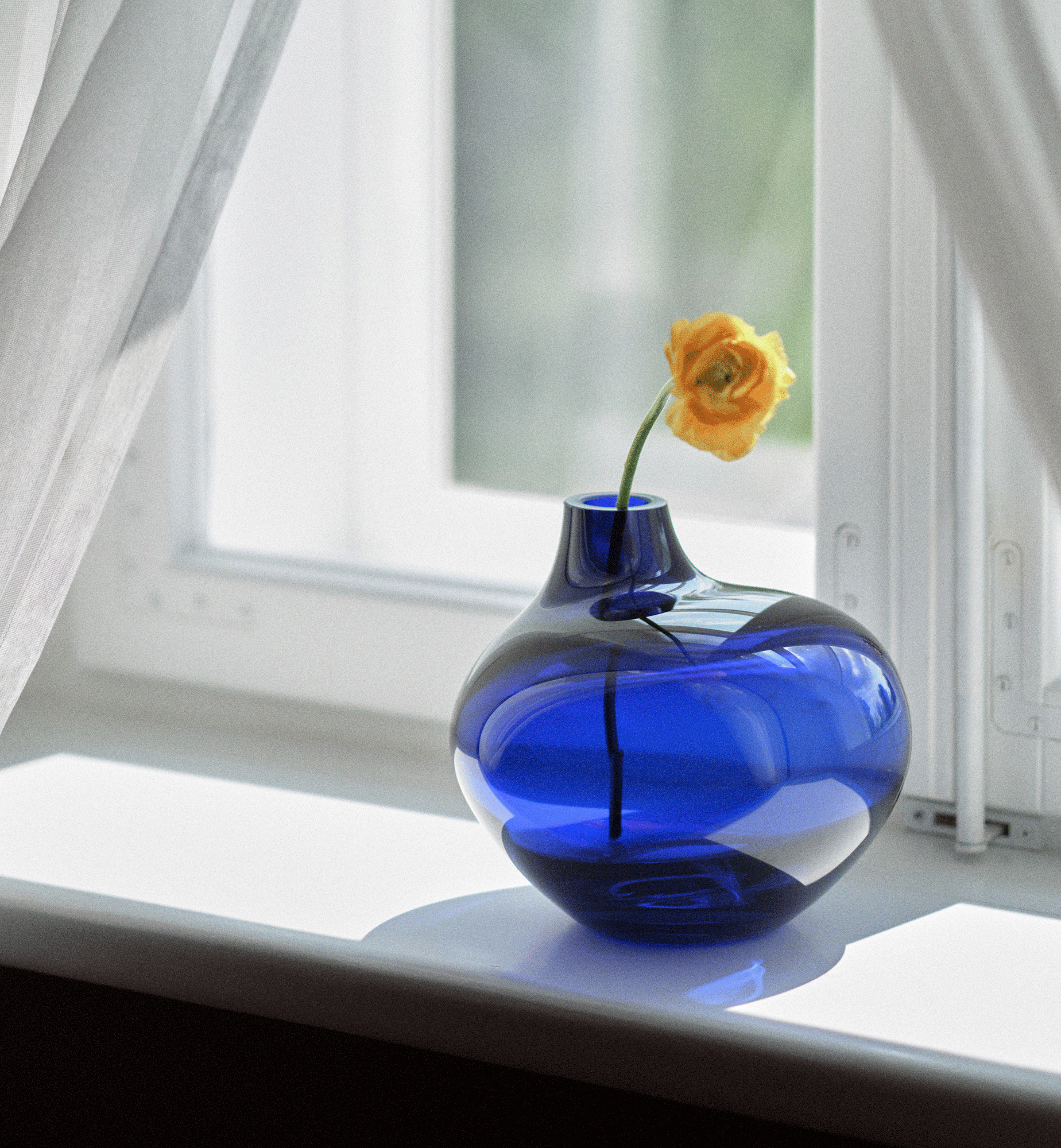 krosno-pebble-vase-cobalt-20-cm-cristal-sans-plomb image 8