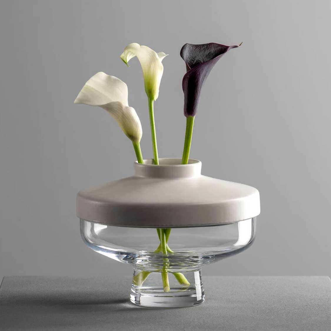 leonardo-riva-vase-verre-blanc-17-cm-avec-support-porcelaine image 2