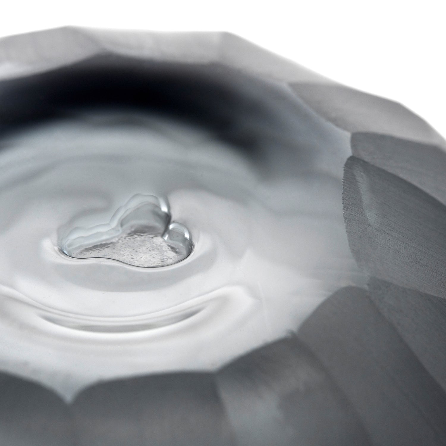 leonardo-bellagio-vase-en-verre-anthracite-9-cm image 4