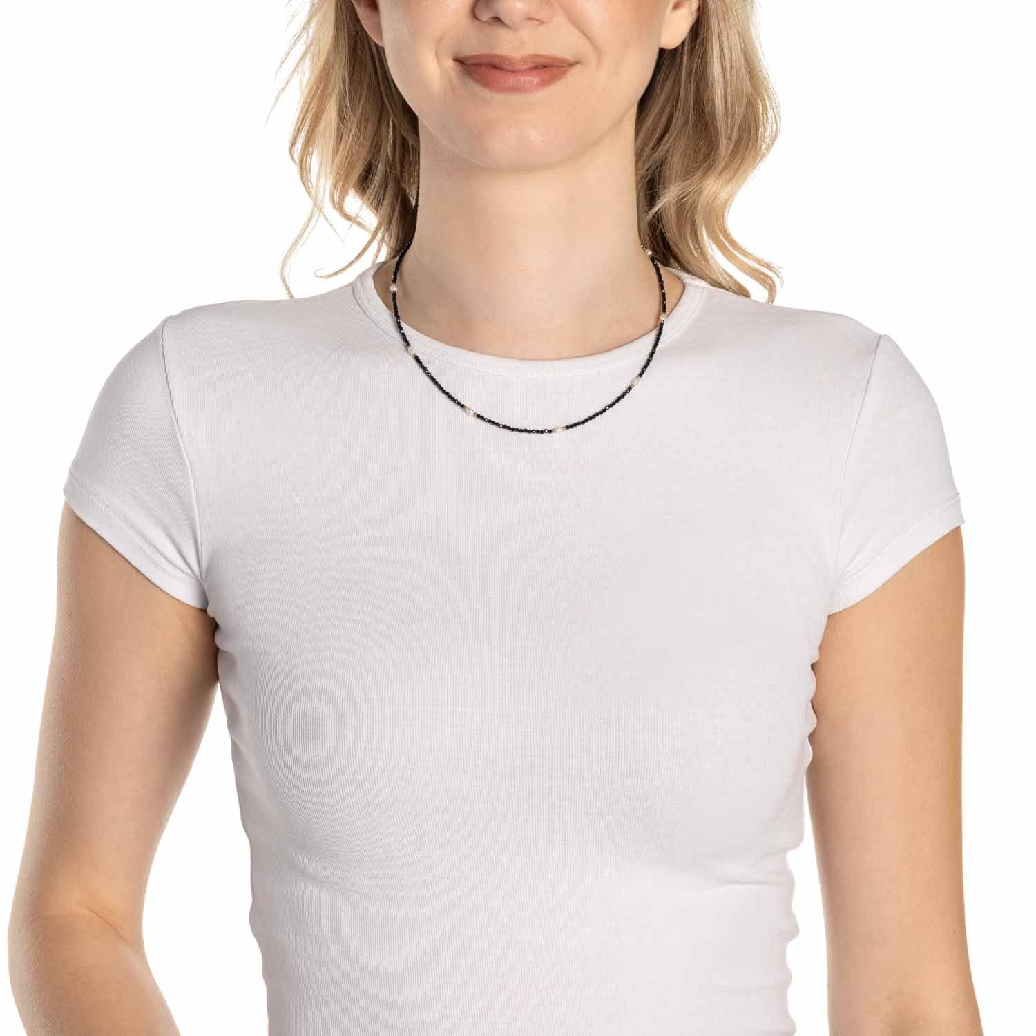 leonardo-ciao-nola-collier-perles-noir-dor-42-cm image 4