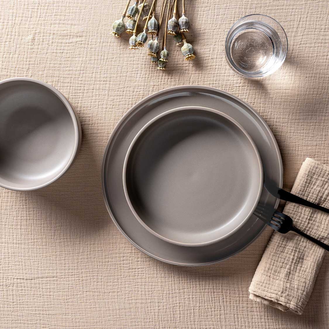 leonardo-roma-assiettes-creuses-taupe-20-cm-lot-6 image 5