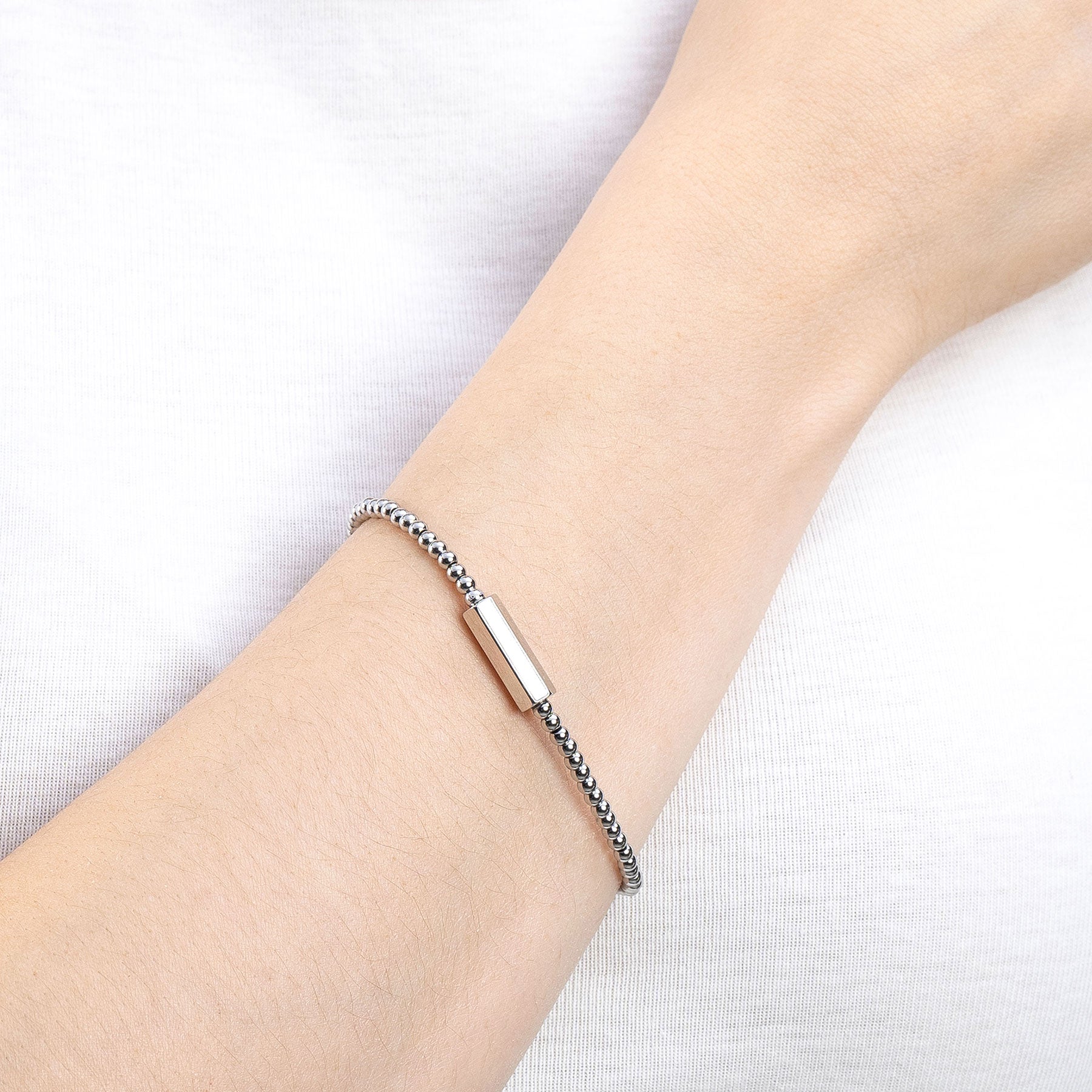 leonardo-pilea-bracelet-gravure-nacre image 5