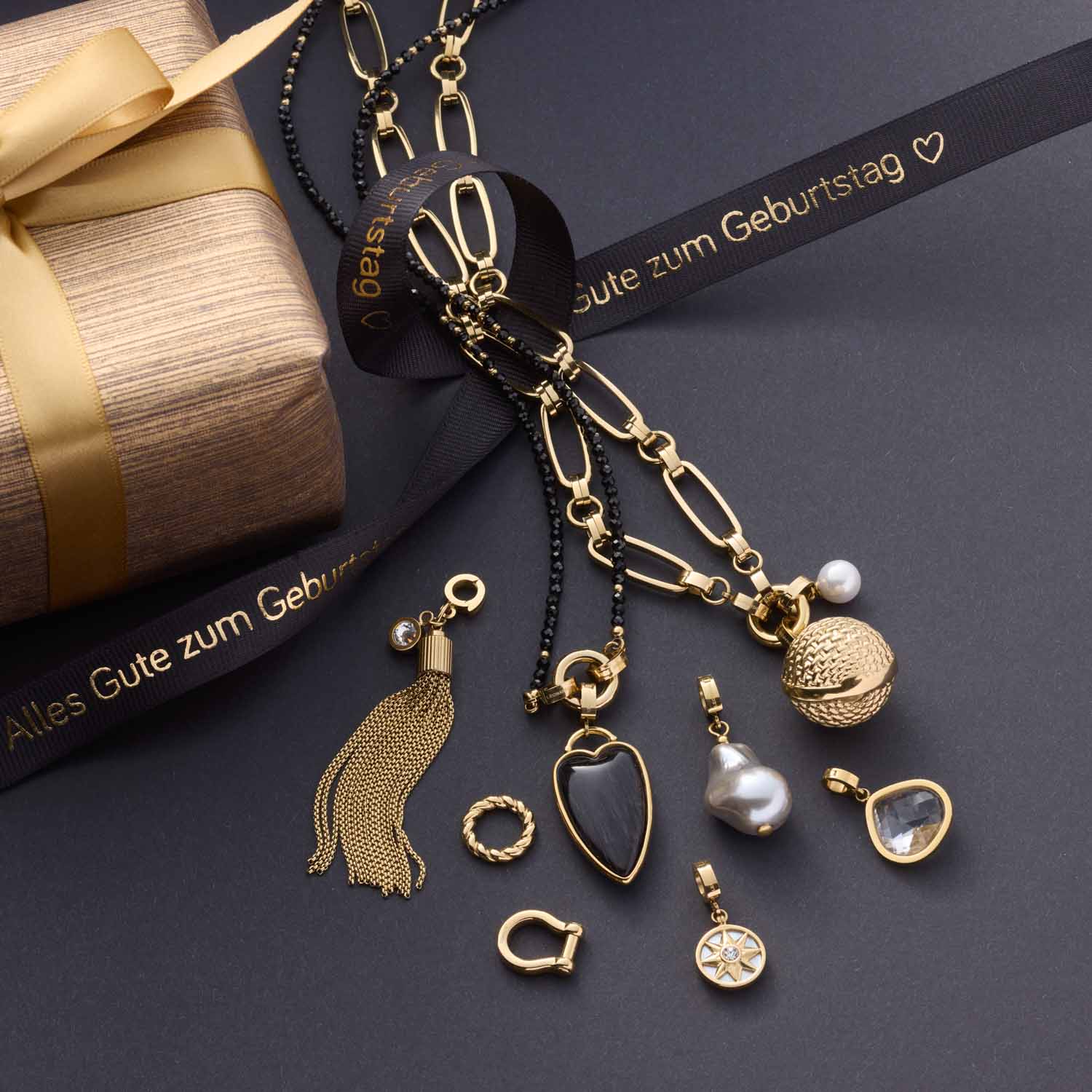 leonardo-hanna-clip-mix-pendentif-c-ur-noir-dor image 8
