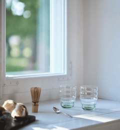 krosno-matcha-verre-stri-440-ml-fond-vert image 7