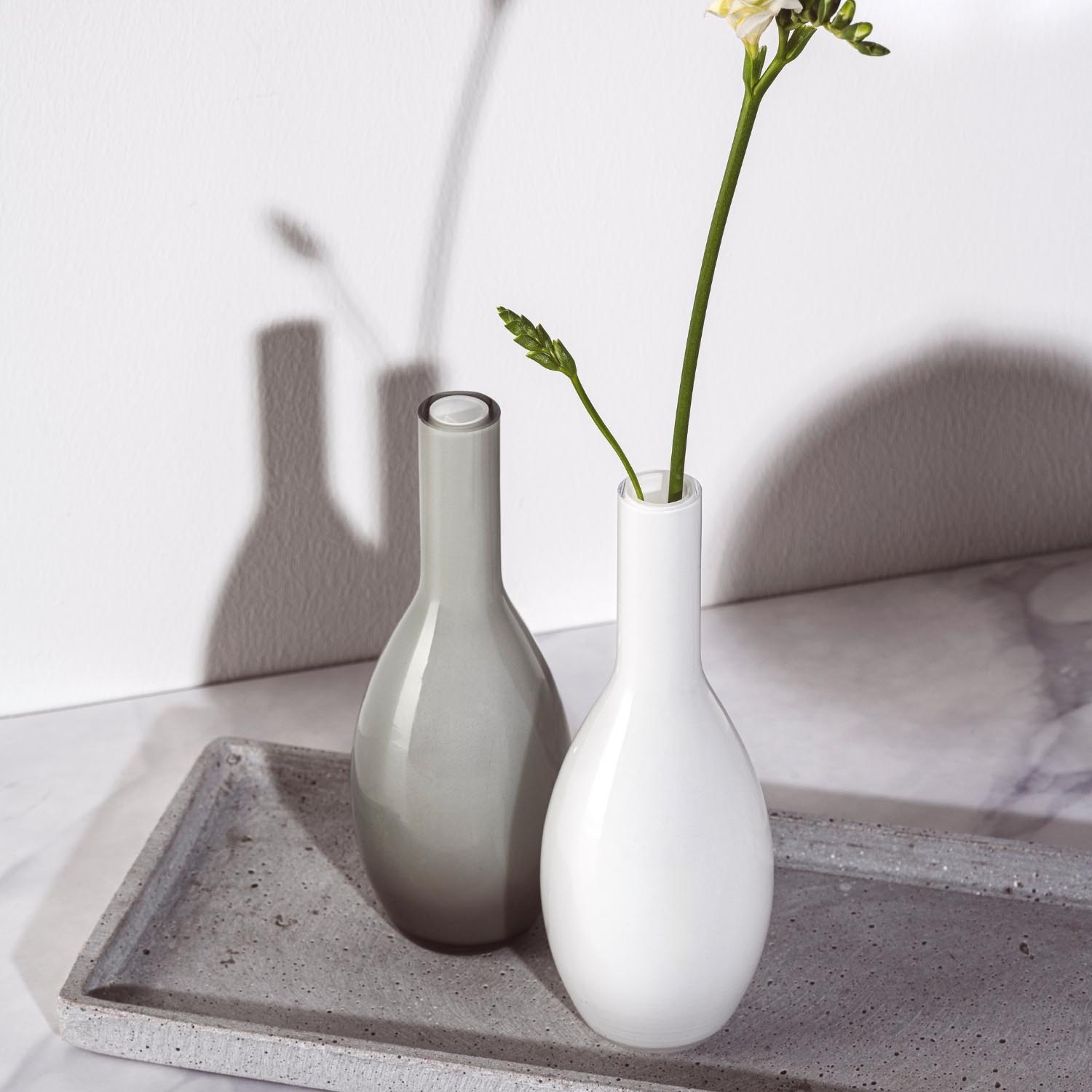 leonardo-beauty-vase-verre-blanc-18-cm-fait-main image 7