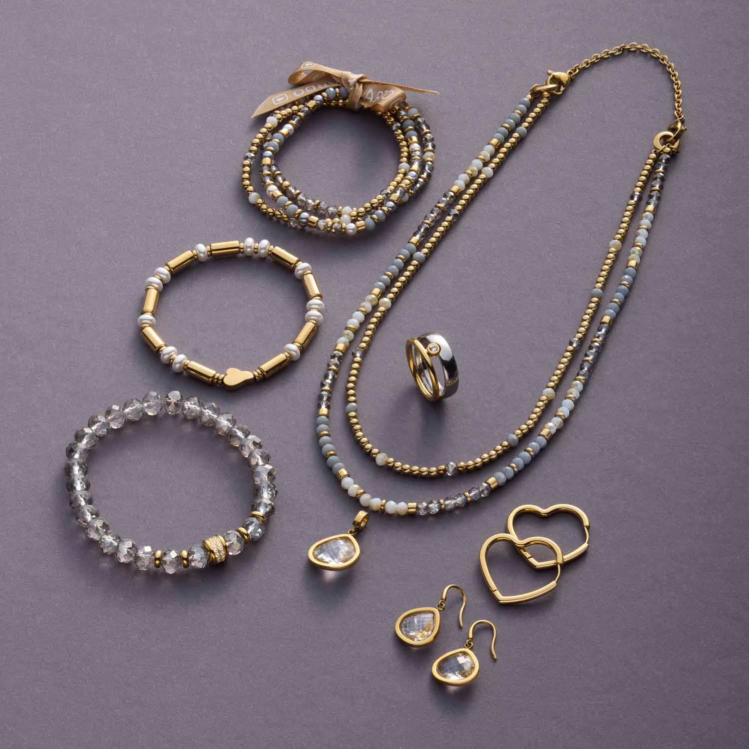 leonardo-bernadette-bracelet-dor-perles-grises-3-rangs image 6