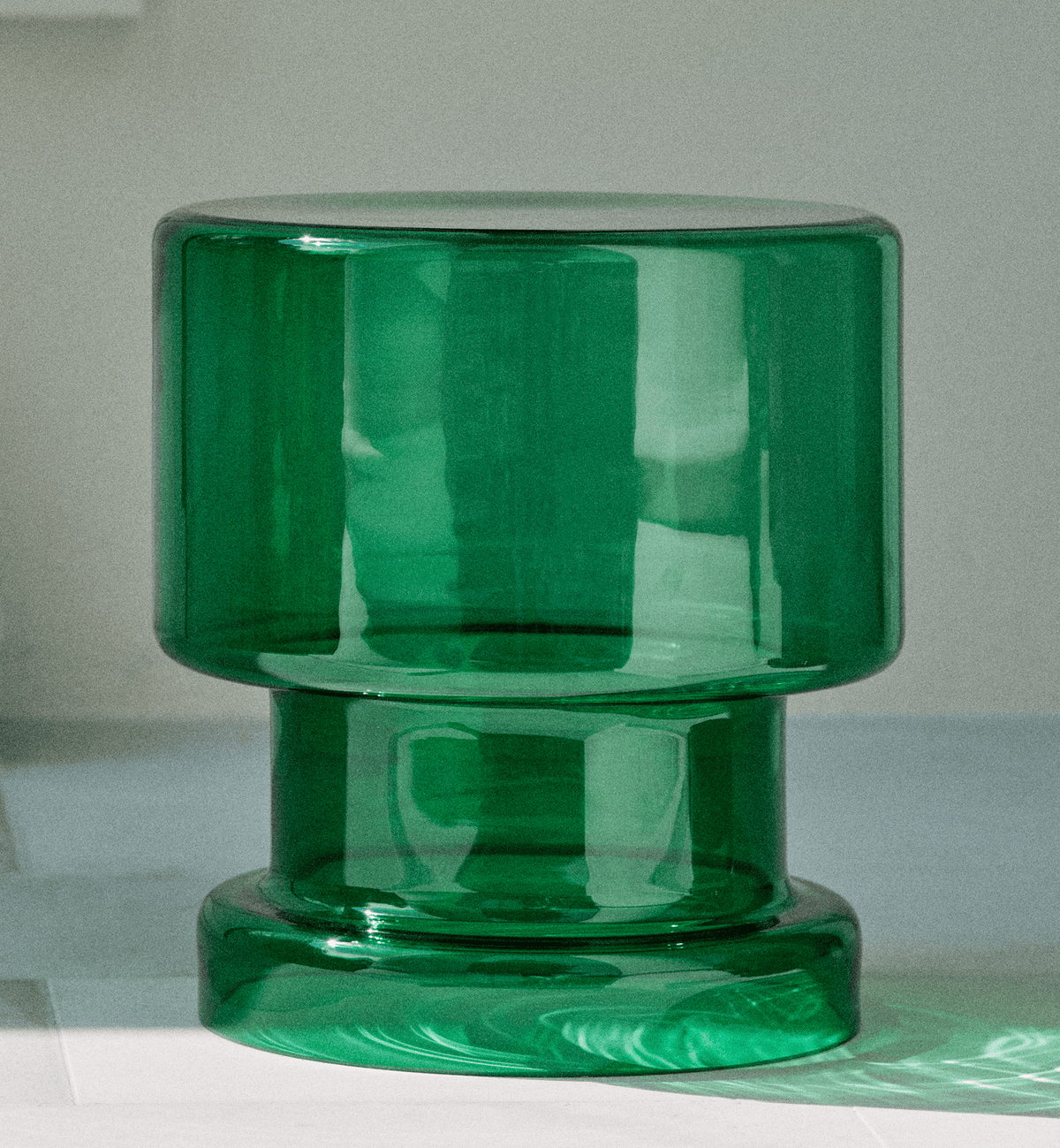krosno-glass-coffee-table-01-table-basse-verre-meraude image 2