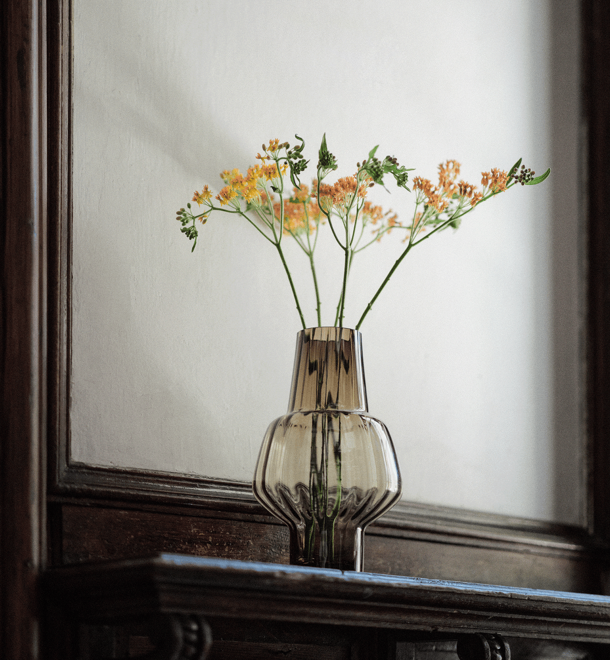 krosno-muse-vase-cristal-quartz-fum-30-cm image 3