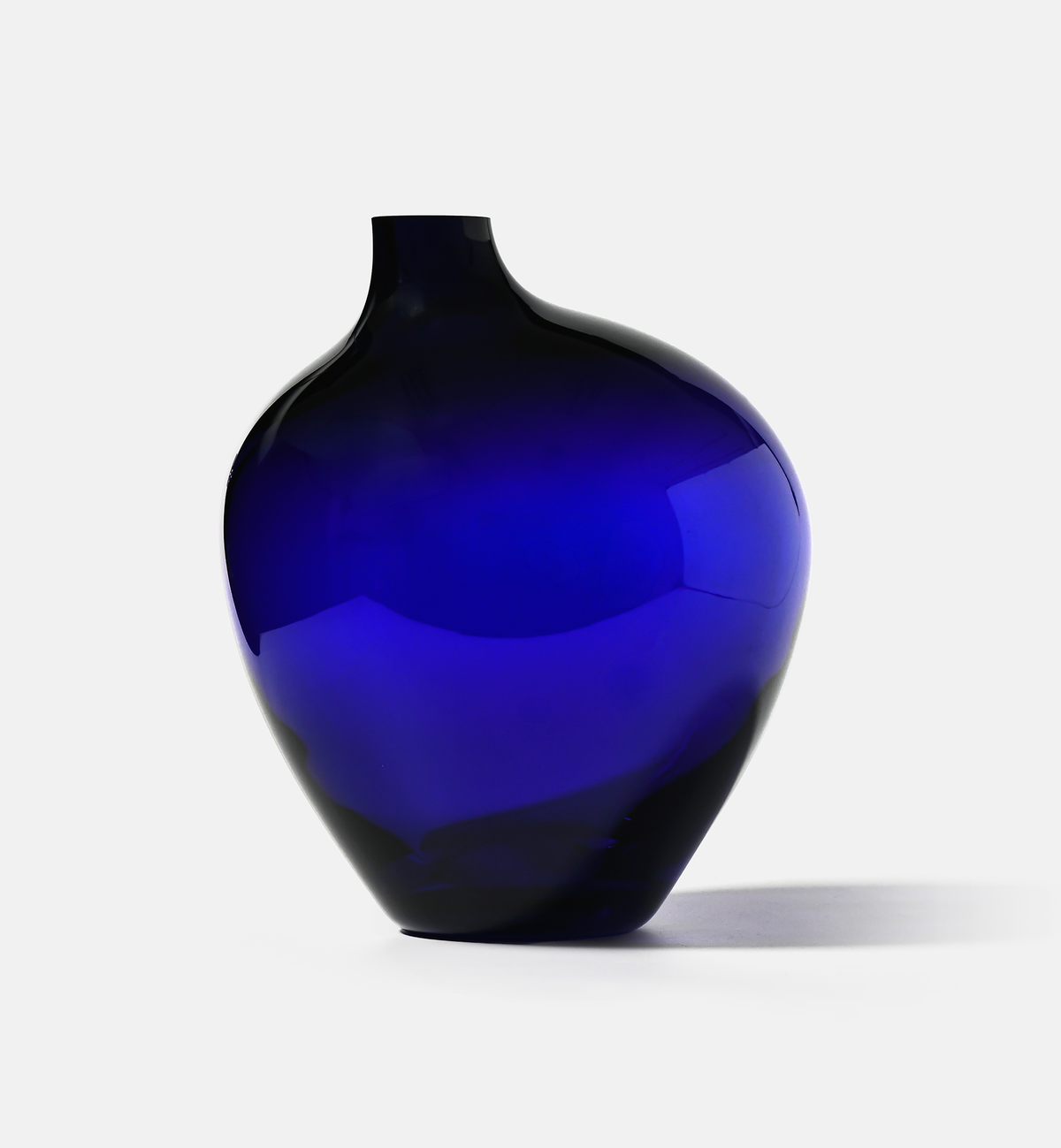 krosno-pebble-2017-vase-30-cm-cobalt image 1