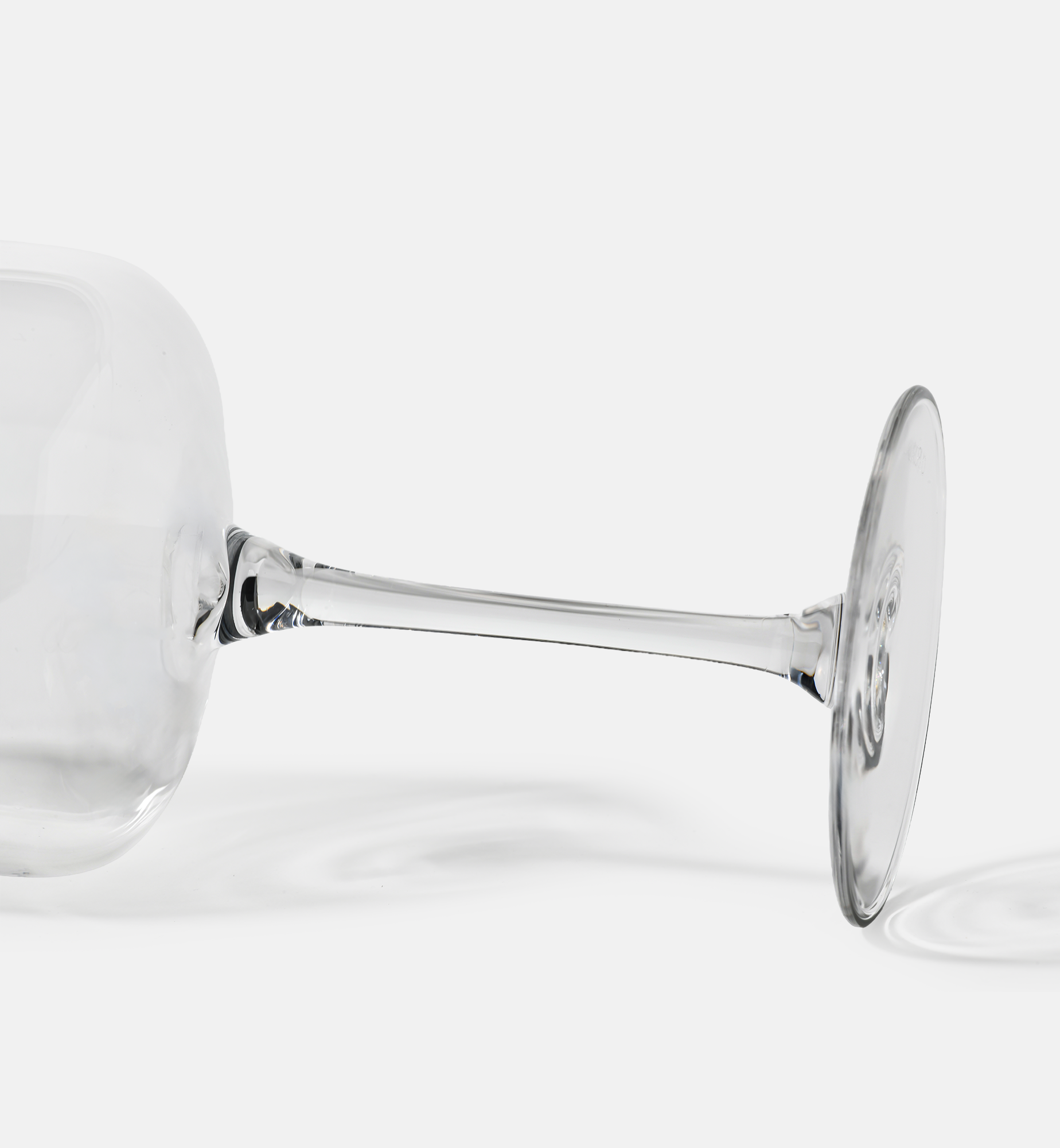 krosno-modern-verre-vin-650-ml-lot-de-4 image 8