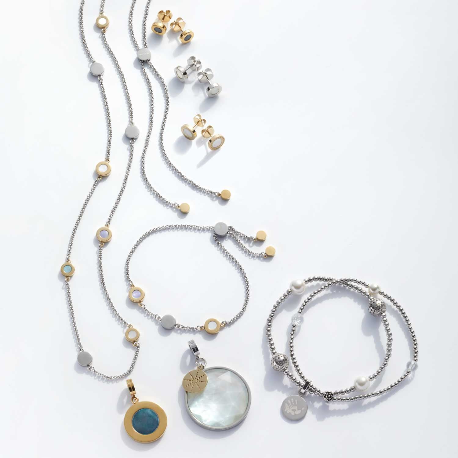 leonardo-mauritia-clous-d-oreilles-dor-nacre-acier image 3