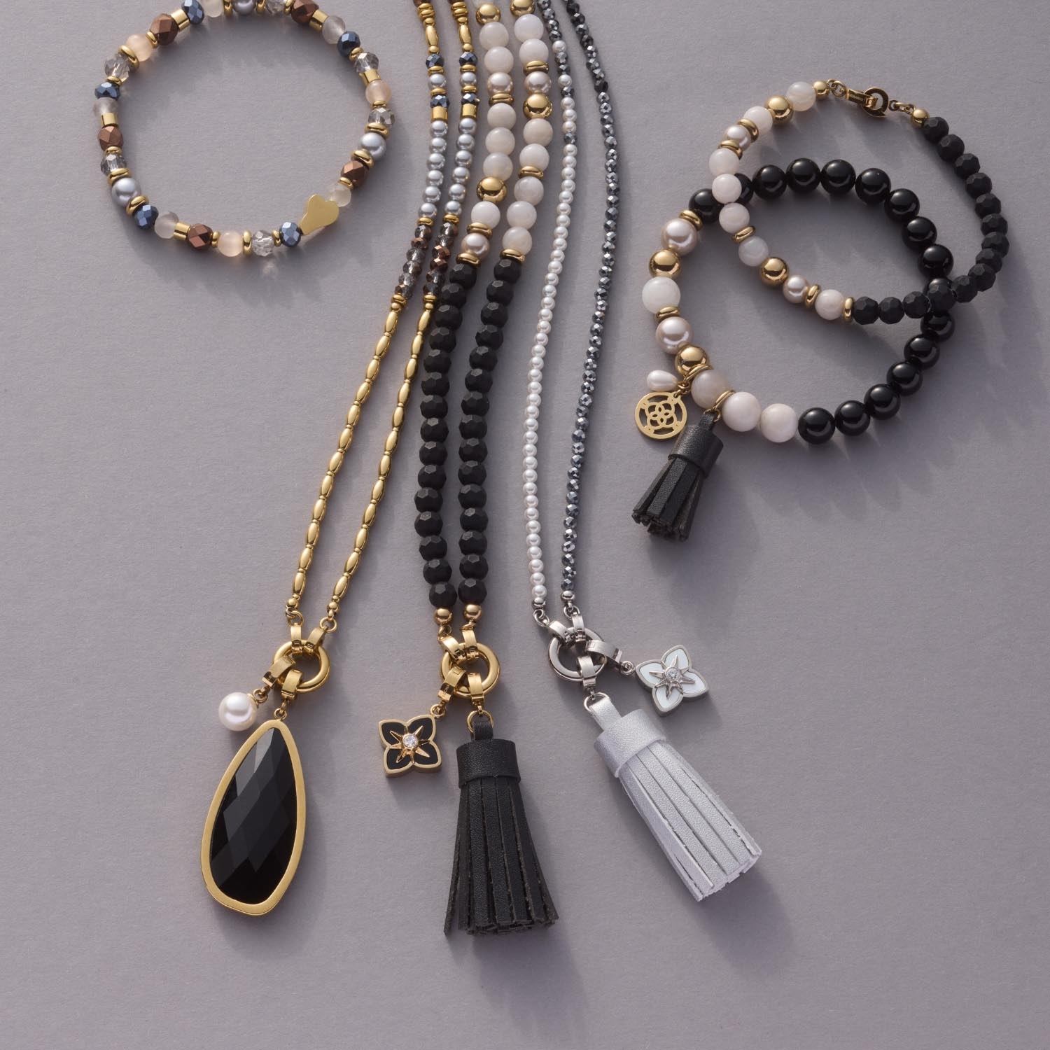 leonardo-punto-pendentif-clip-mix-noir-dor image 7