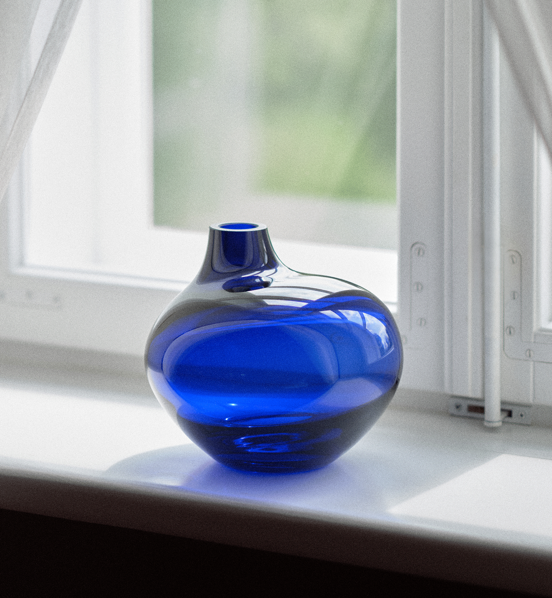 krosno-pebble-vase-cobalt-20-cm-cristal-sans-plomb image 6