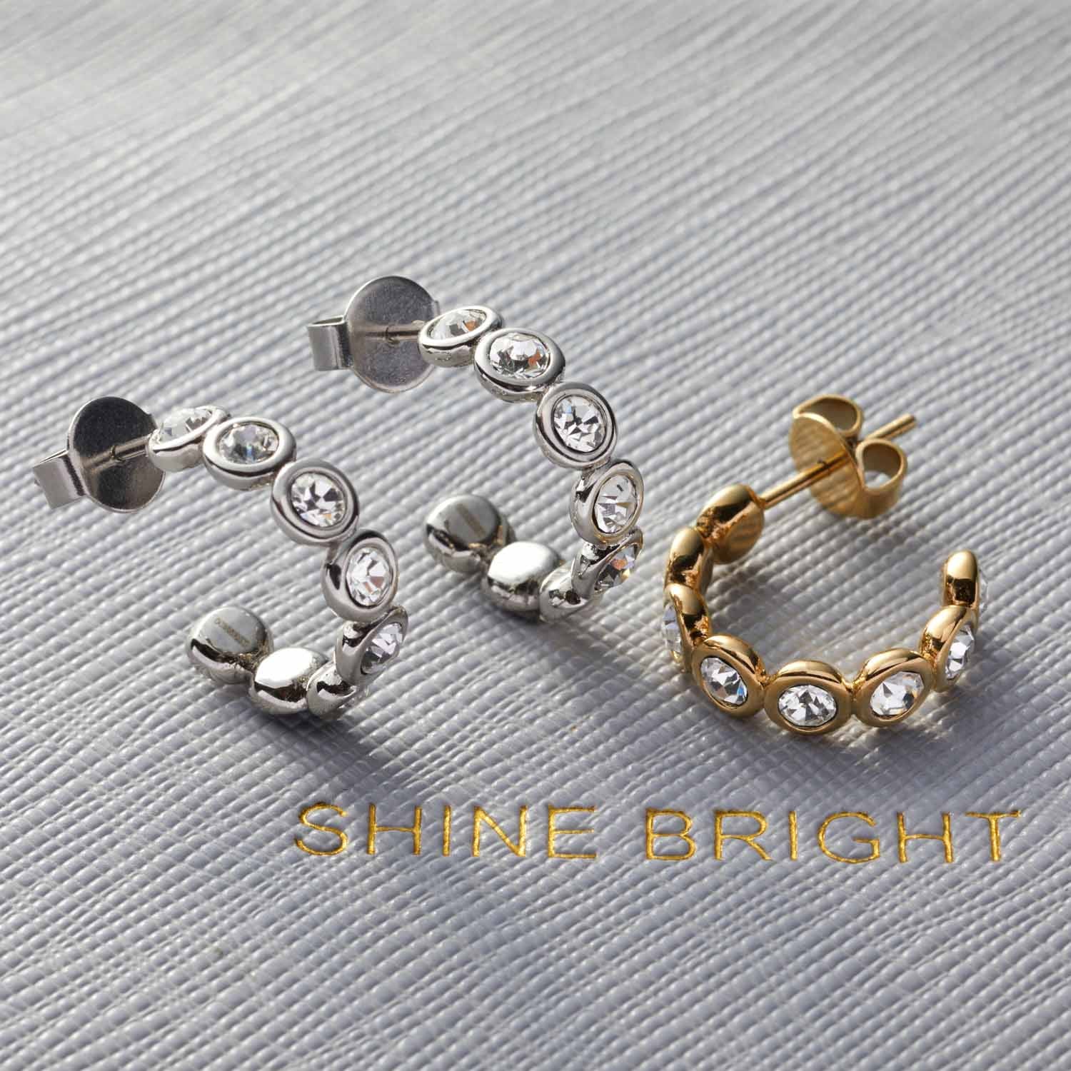 leonardo-cremona-puces-oreilles-dor-es-zircon-blanc image 4