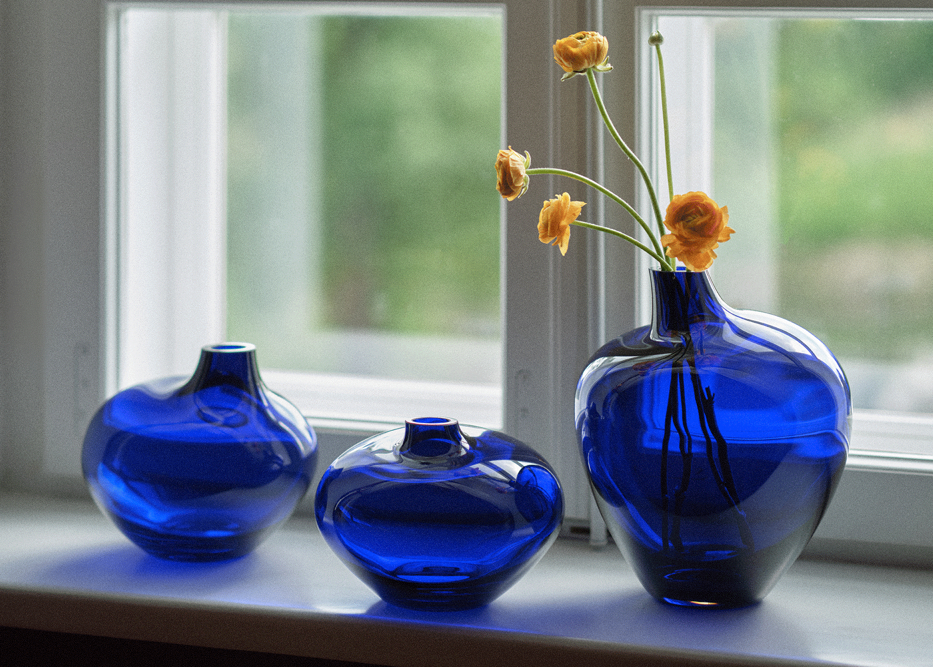 krosno-pebble-2017-vase-en-verre-cobalt-30-cm-bleu image 8