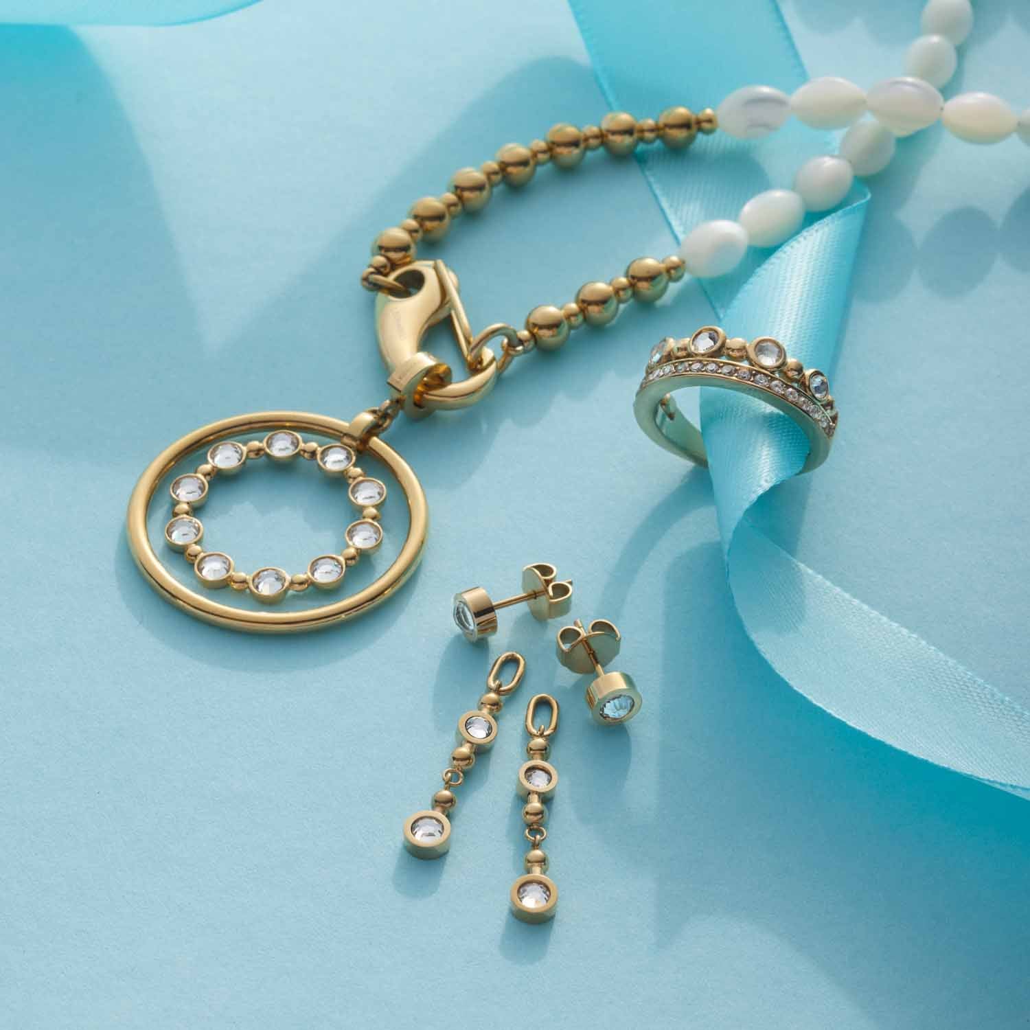 leonardo-bobby-boucles-d-oreilles-dor-es-pendantes image 5