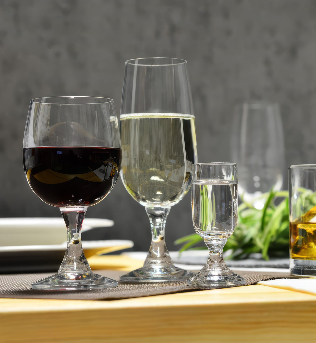 krosno-verres-vodka-sur-pied-25-ml-classiques image 2