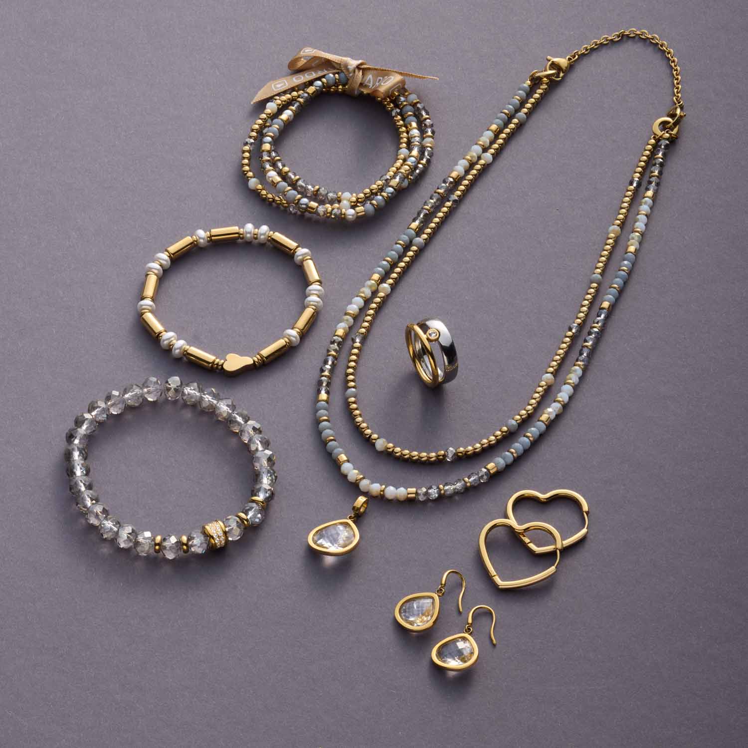 leonardo-juvinga-white-boucles-pendantes-dor image 5