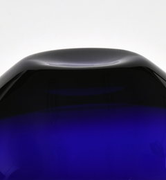 krosno-pebble-2017-vase-16-cm-cobalt image 4