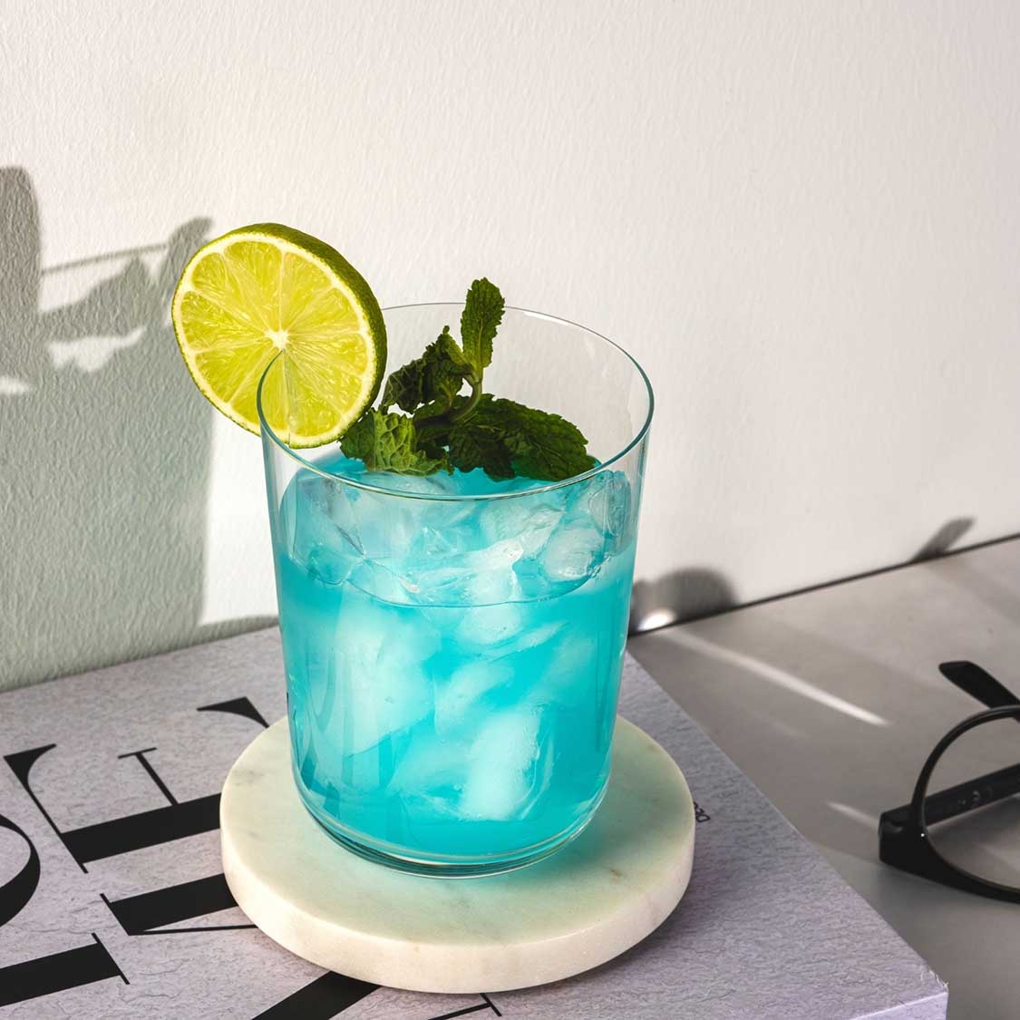 leonardo-leggero-mare-verre-eau-turquoise-330-ml-lot-4 image 2