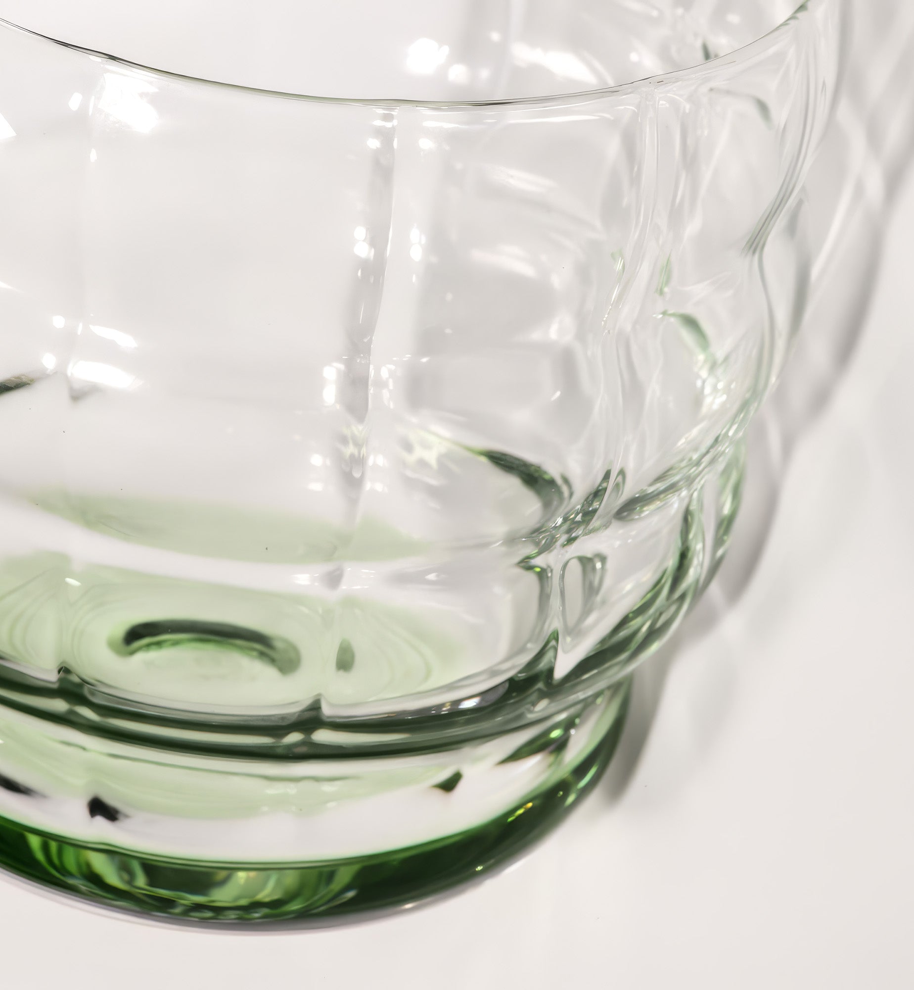 krosno-matcha-moments-verre-vert-330-ml-ondul image 4