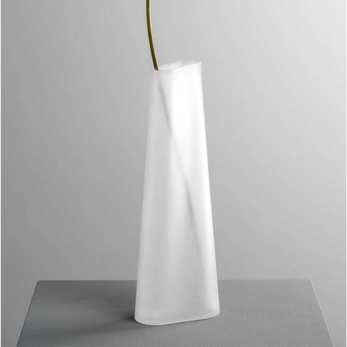 leonardo-turno-vase-en-verre-blanc-satin-42-cm image 2