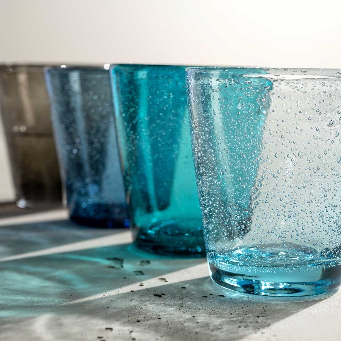 leonardo-burano-verre-330-ml-couleurs-froides-lot-de-4 image 2
