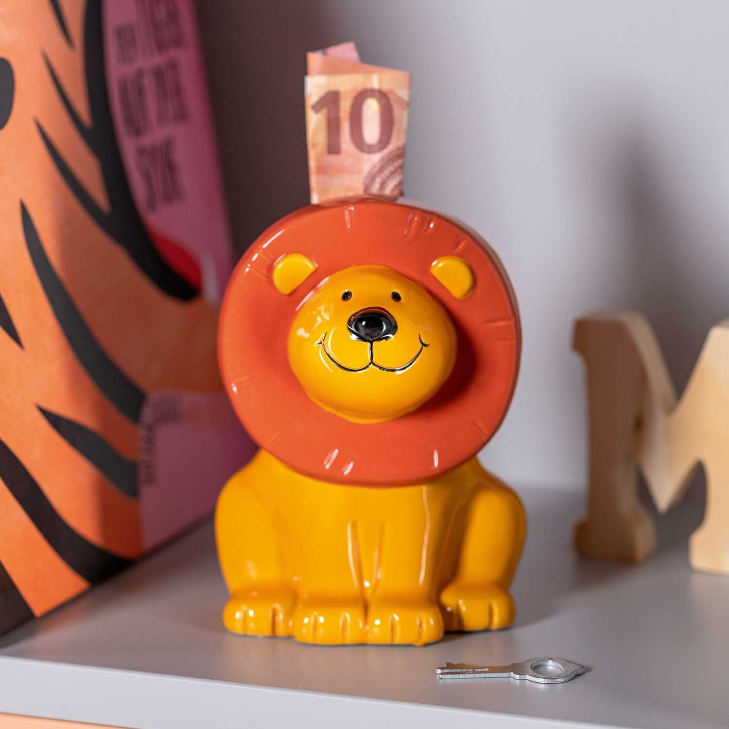 leonardo-bambini-tirelire-lion-13-cm-jaune image 3